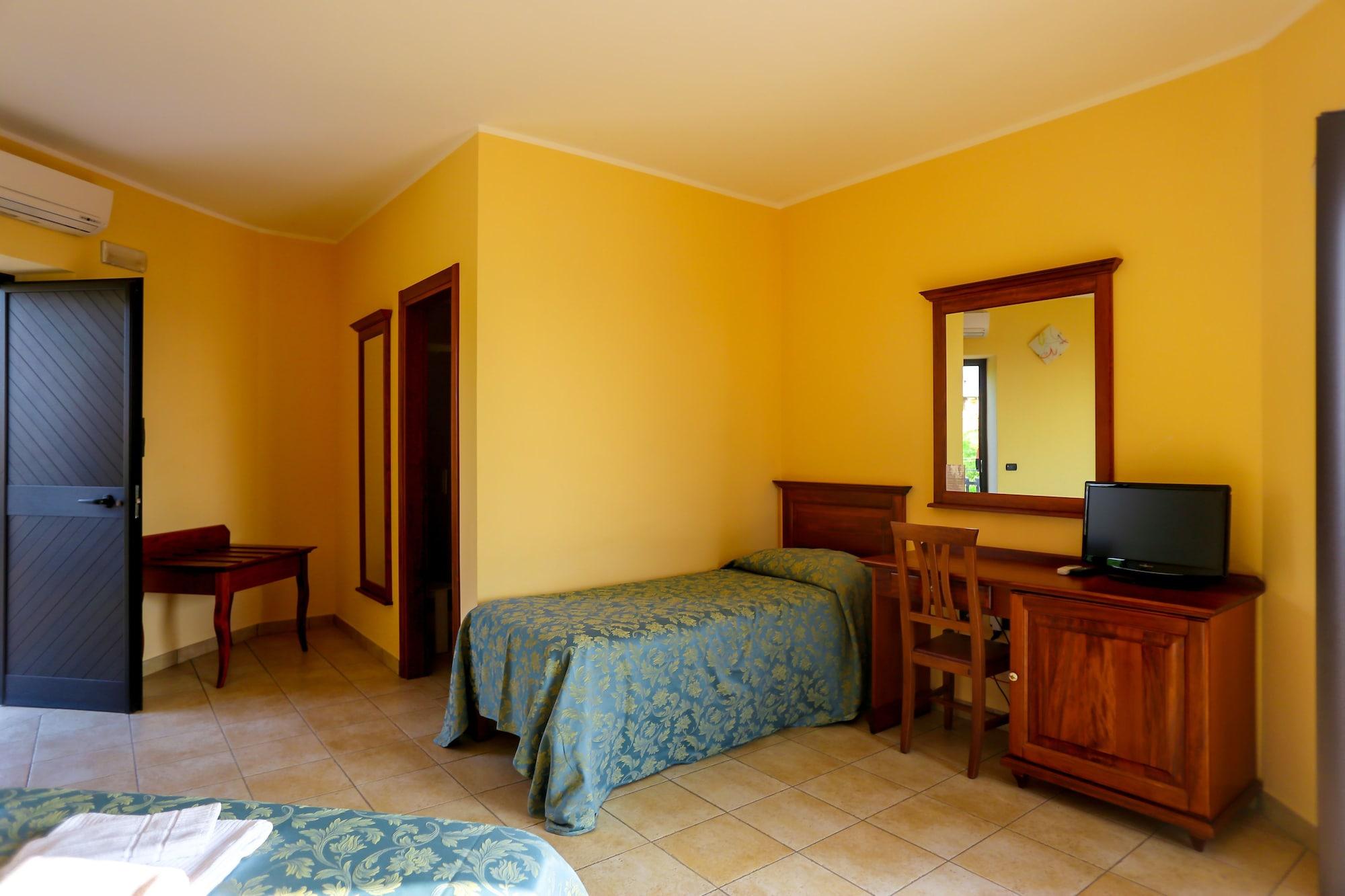 Villaggio Hotel Lido San Giuseppe Briatico Bagian luar foto