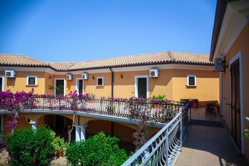 Villaggio Hotel Lido San Giuseppe Briatico Ruang foto