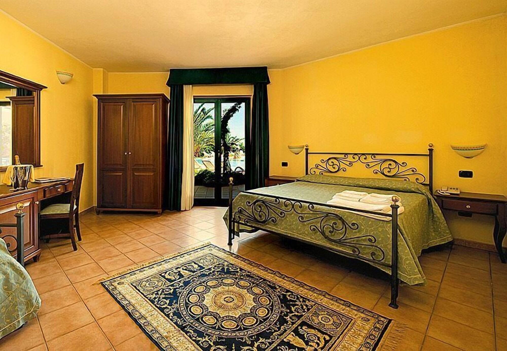 Villaggio Hotel Lido San Giuseppe Briatico Bagian luar foto