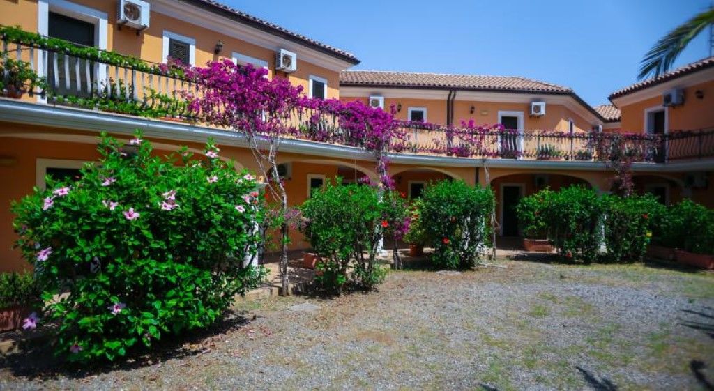 Villaggio Hotel Lido San Giuseppe Briatico Bagian luar foto