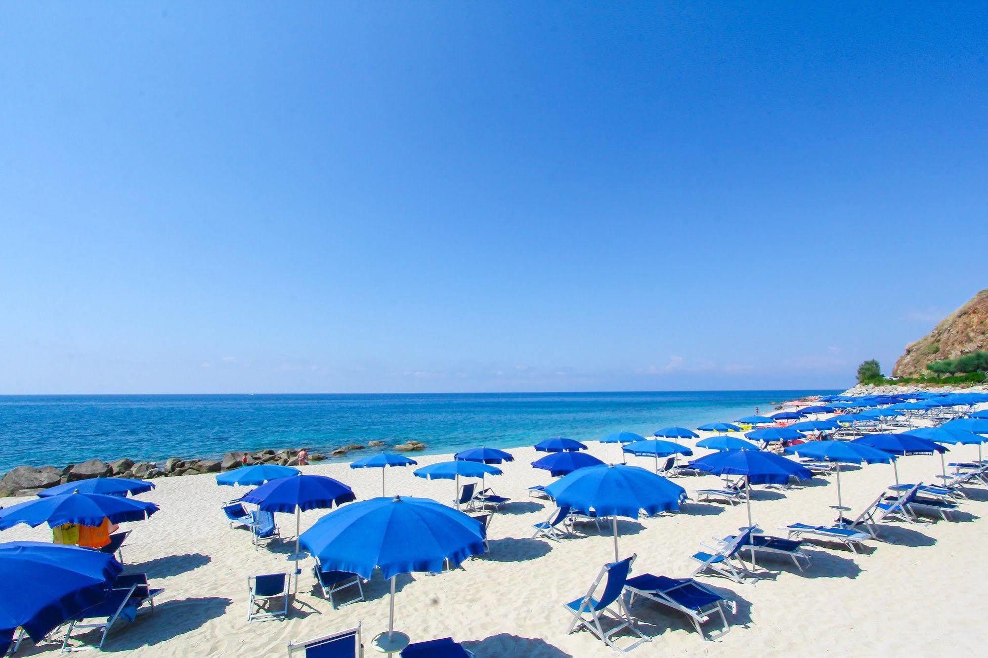 Villaggio Hotel Lido San Giuseppe Briatico Bagian luar foto